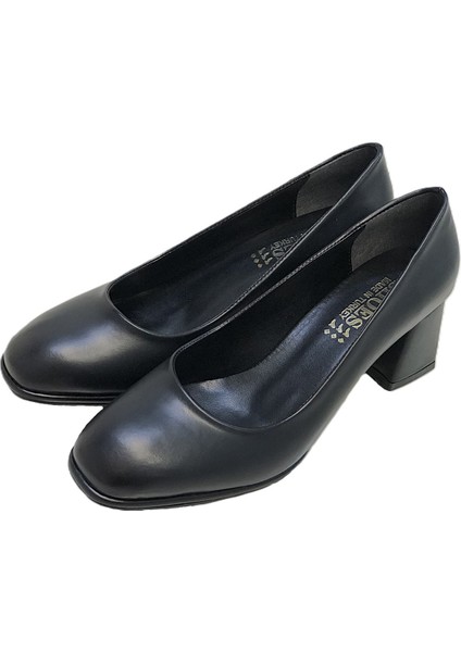Kalın Topuklu Yumuşak Küt Burunlu Bayan Klasik Ayakkabı fırsatları