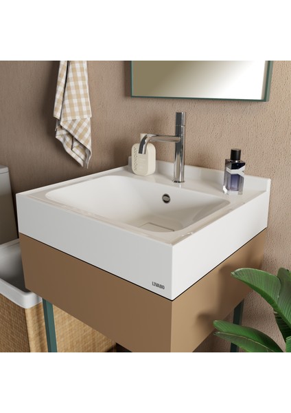 Selva 450 x 500 mm Tezgah Üstü ve Etajer Uyumlu Akrilik Banyo Lavabosu