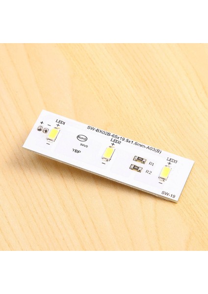 Buzdolabı Için LED Işık Şeridi Çubuğu Electrolux Buzdolabı ZBE2350HCA SW-BX02B Onarım Parçası Için Yedek (Yurt Dışından) indirimleri