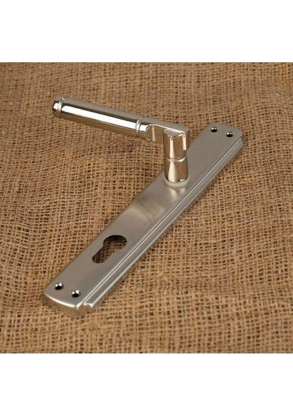 Aynalı Nikel Saten Çelik Kapı Kolu