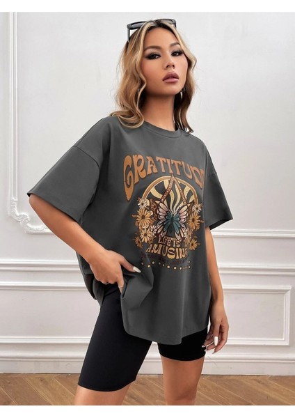 Kadın / Kız Füme Oversize T-Shirt Gratıtude Baskılı fiyatları