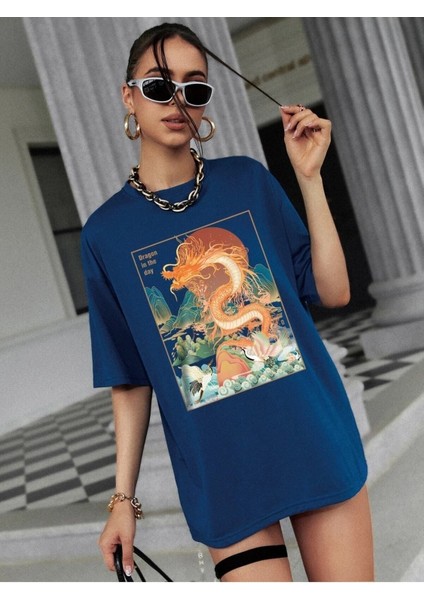 Kadın / Kız Saks Oversize T-Shirt Dragon Baskılı modelleri