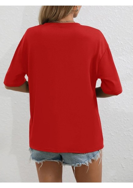 Tiny Heart Baskılı Kadın Oversize Kırmızı Salas T-Shirt Boyfriend modelleri