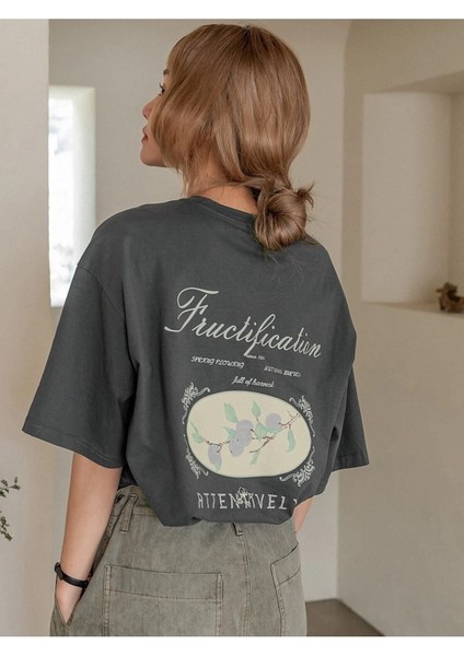 Kadın / Kız Füme Oversize T-Shirt Attentively Baskılı indirimleri