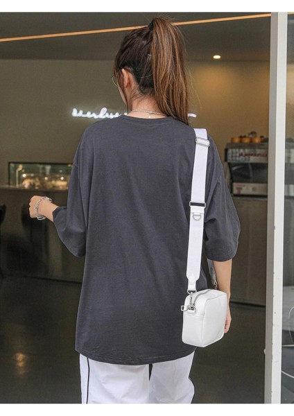 Kadın / Kız Füme Sagacıous Baskılı Oversize T-Shirt modelleri