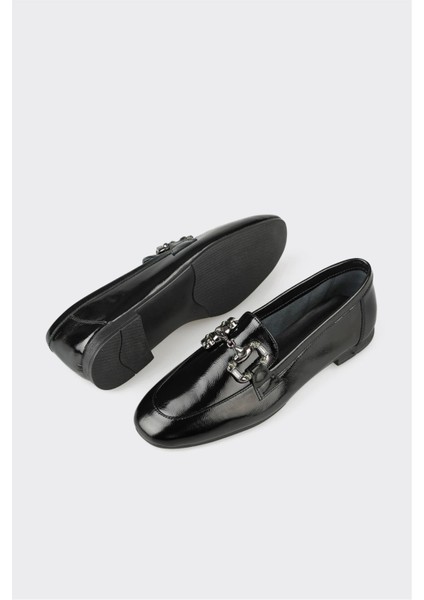 Siyah Deri Kadın Günlük Ayakkabı modelleri