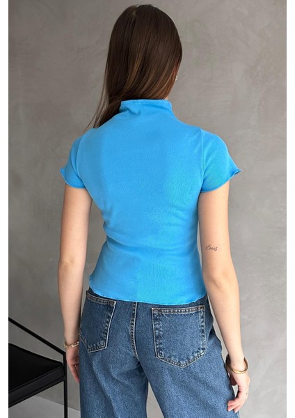 Yüksek Yaka Kaşkorse Kumaş Tshirt