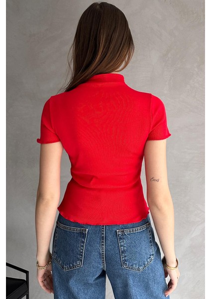 Yüksek Yaka Kaşkorse Kumaş Tshirt