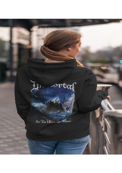 Immortal - At The Heart Of Winter' Baskılı Hoodıe & Dar Kalıp Sweatshırt modelleri