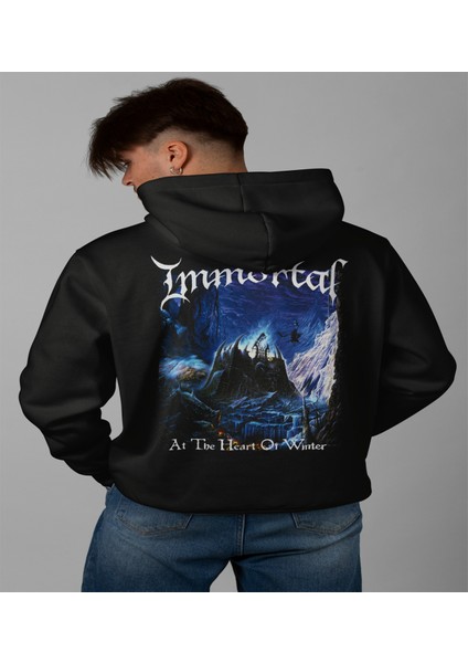 Immortal - At The Heart Of Winter' Baskılı Hoodıe & Dar Kalıp Sweatshırt fırsatları