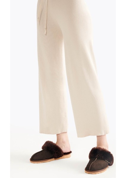 Kürklü Kadın Ev Terliği 191202 fırsatları