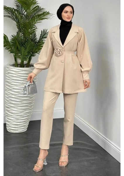 Kadın Bonita Gül Kemerli Astarlı Ceket Takım