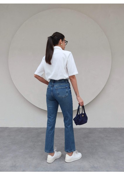 Bel Aksesuarlı Momfit Jean