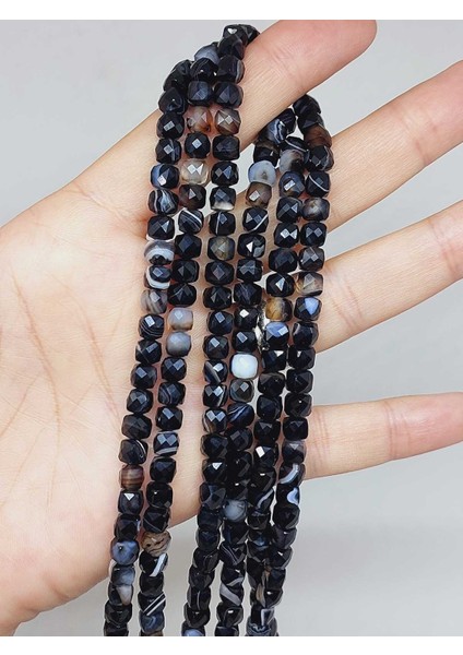 Akik Taşı Küp Şekilli Faset Kesim 4mm Dizi (55992) fırsatları