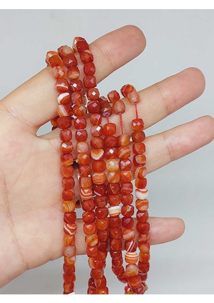 Akik Taşı Küp Şekilli Faset Kesim 4mm Dizi (55994) fırsatları