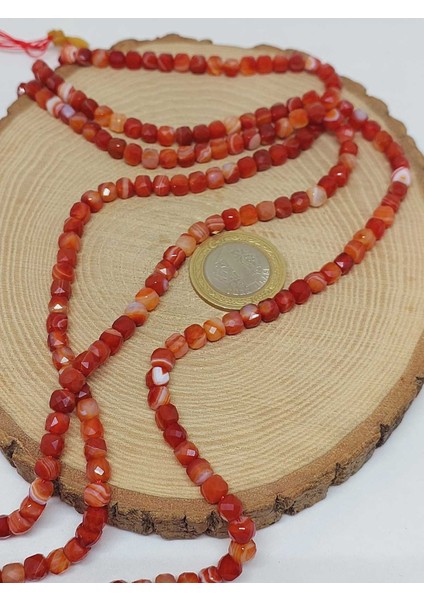 Akik Taşı Küp Şekilli Faset Kesim 4mm Dizi (55994) indirimleri