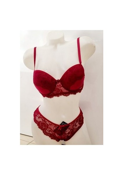 Dantelli Sütyen Külot Takımı