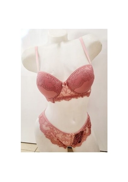 Dantelli Sütyen Külot Takımı