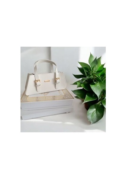 Kadın Şık Tasarımlı El ve Omuz Çantası