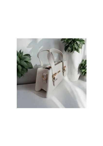 Kadın Şık Tasarımlı El ve Omuz Çantası fırsatları