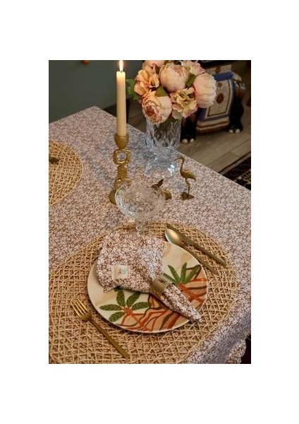 Kumaş Peçete 4 Adet Fırfırlı Çiçekli Vintage fiyatları