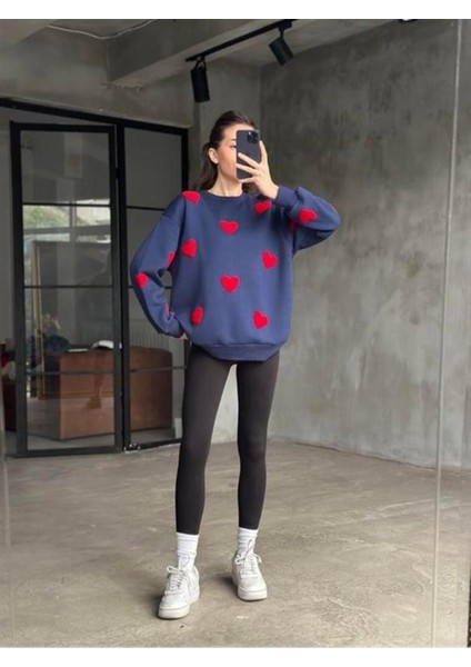 Kalp Nakışlı 3 Iplik Şardonlu Sweatshırt fiyatları