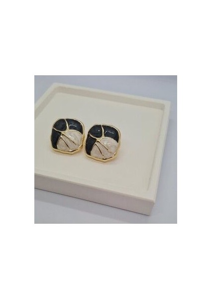 Siyah Beyaz Gold Detaylı Küpe