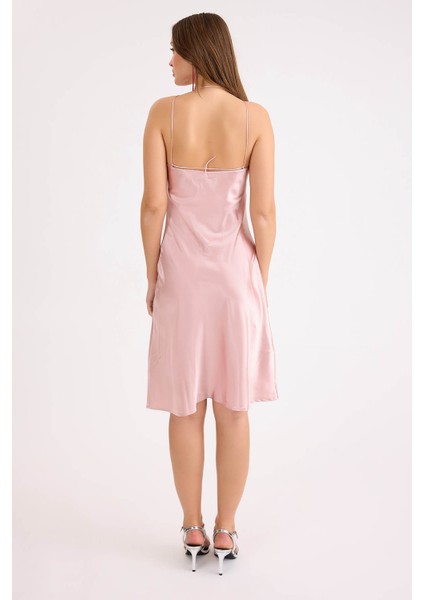 Ip Askılı Midi Boy Saten Elbise fırsatları