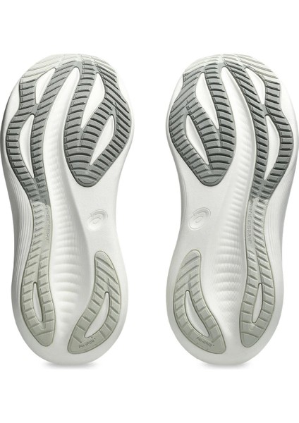 Gel-Nimbus 27 Kadın Siyah Koşu Ayakkabısı 1012B753-002 indirimleri