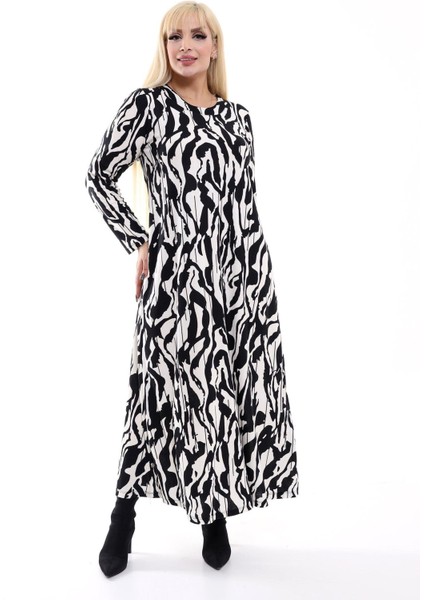 Kadın Büyük Beden Yumuşak Dokulu Beyaz Siyah Desenli Elbise