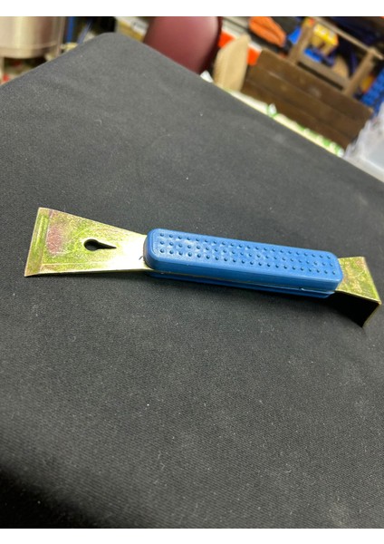Kazıyıcılı Plastik Saplı El Demiri modelleri
