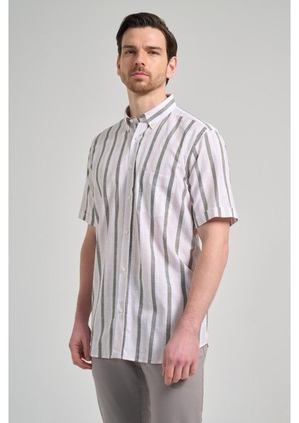 Kısa Kol Çizgili Desen Bez Ayağı Düğmeli Yaka Cepli Pamuklu Casual Comfort Fit Gömlek 1004250167