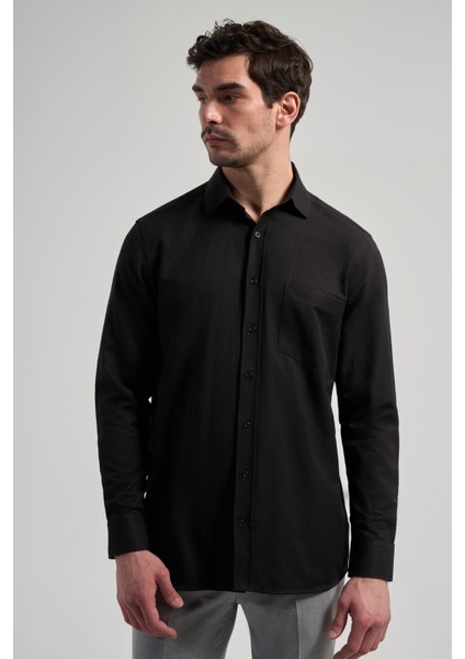 Siyah Sert Yaka Düz Classic Pamuklu Comfort Fit Gömlek 1004250213 modelleri