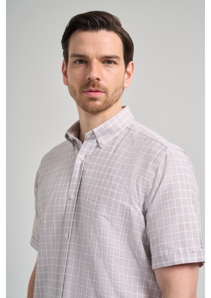 Kısa Kol Kareli Desen Bez Ayağı Düğmeli Yaka Cepli Pamuklu Classic Comfort Fit Gömlek 1004250165 fırsatları