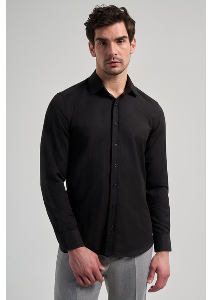 Siyah Sert Yaka Düz Classic Pamuklu Slim Fit Gömlek 1004250214