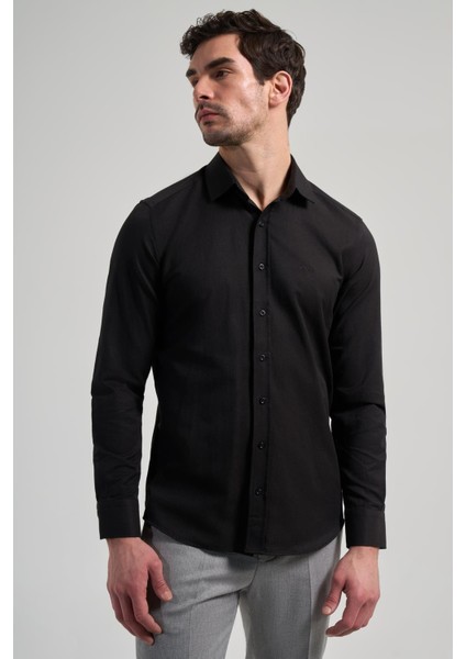 Siyah Sert Yaka Düz Classic Pamuklu Slim Fit Gömlek 1004250214 modelleri