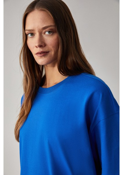 Lagertha Kadın Organik Pamuklu Kalın Dokulu Oversize Fit Yuvarlak Yakalı Mavi T-Shirt