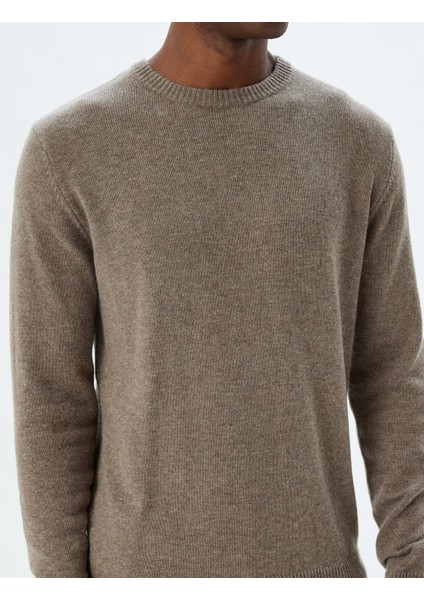 Triko Kazak Basic Bisiklet Yaka Viskon Yün Karışımlı indirimleri