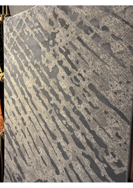 Seri Sonu Kalın Halı Üst Kalite Yün Akrilik Kampanyalı Fırsat Ürünü Vintage Gri Renk Desen 100 x 200