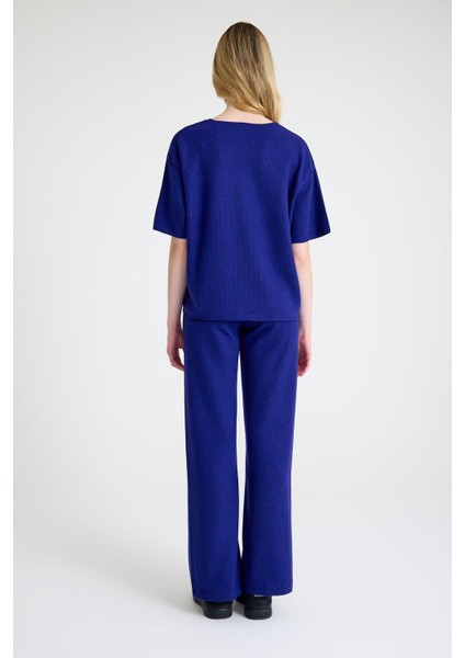 Cepsiz Bol Kesim Fitilli Dökümlü Ikili Tişört ve Pantolon Takımı fırsatları