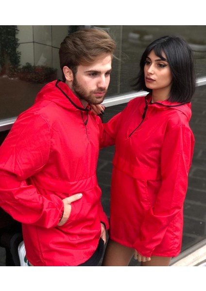 Unısex Kırmızı Kapüşonlu Yağmurluk.
