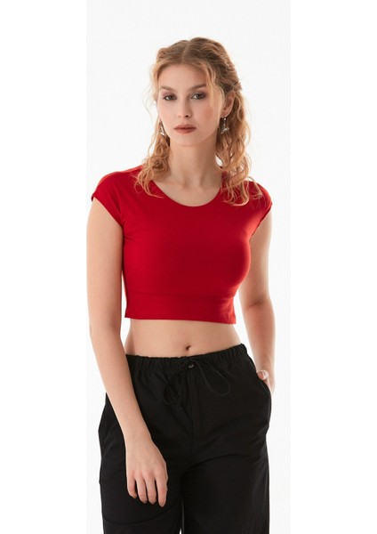 Basic Bisiklet Yaka Crop Tişört modelleri