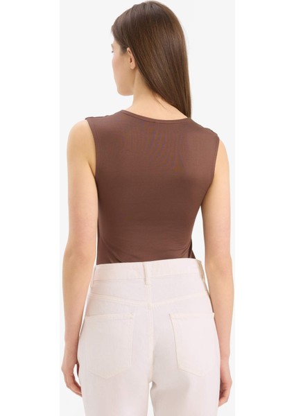 Slim Fit Dar Kesim Kare Yaka Basic Düz Çıtçıtlı Body E9045AX25SP