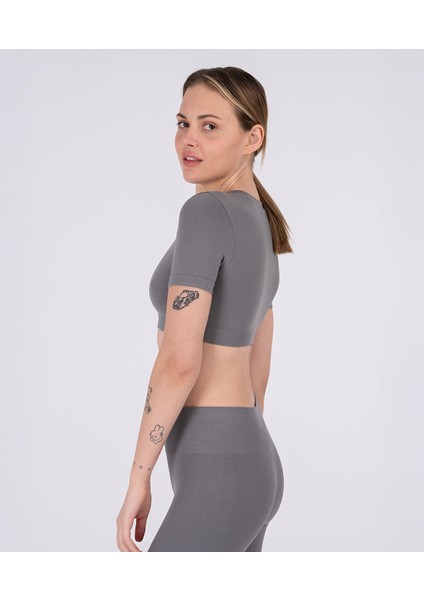 Flow Kısa Kol Crop Top