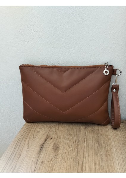 Kadın Kapitone Desenli Portföy & Clutch Çanta fiyatları