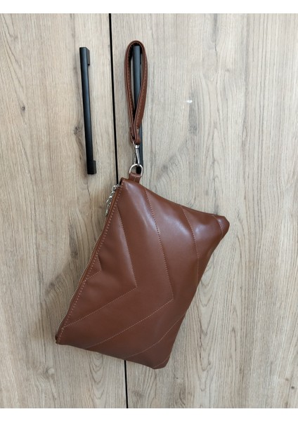 Kadın Kapitone Desenli Portföy & Clutch Çanta indirimleri
