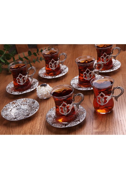 Busem Harman 6 Kişilik 12 Parça Gümüş Renk Dekotarif Çay Seti