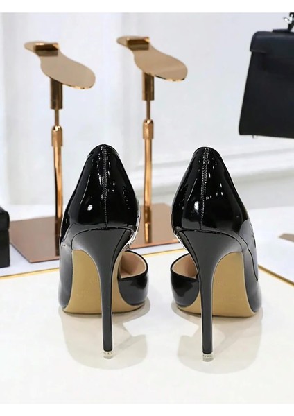 Kadın Siyah Rugan 8cm Ince Şeffaf Kapak Topuklu Stiletto Ayakkabı