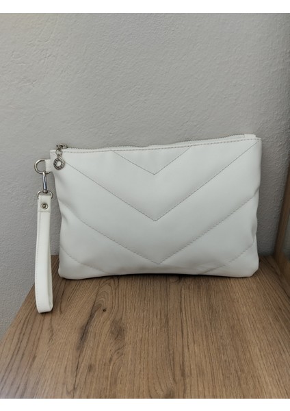 Kadın Kapitone Desenli Portföy & Clutch Çanta fırsatları