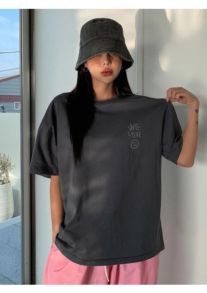 Kadın / Kız We Love Baskılı Oversize T-Shirt fiyatları
